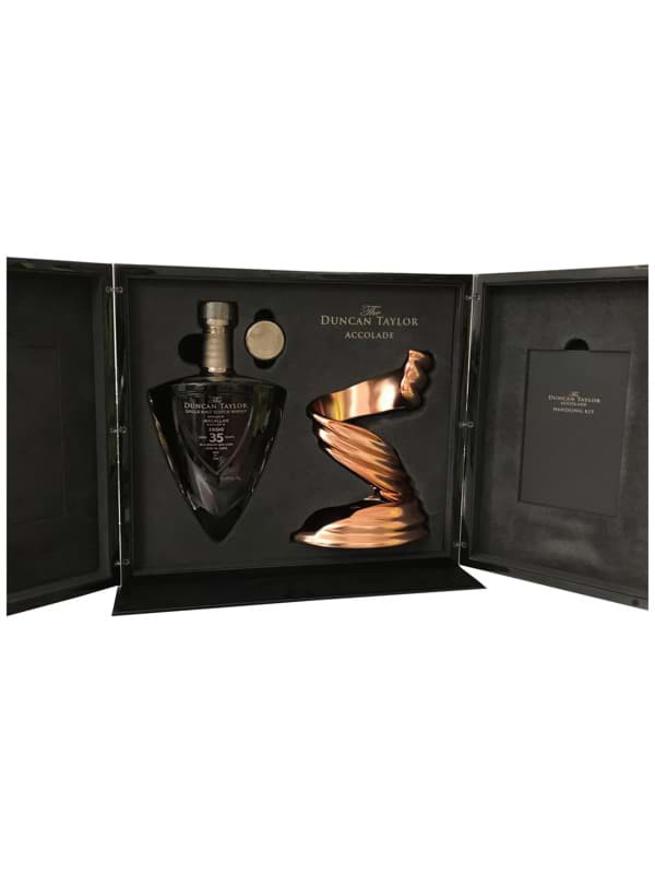 Rượu Macallan Rare Cask (Phiên Bản Hộp Gỗ Đỏ Thượng Hạng) chính hãng nhập khẩu